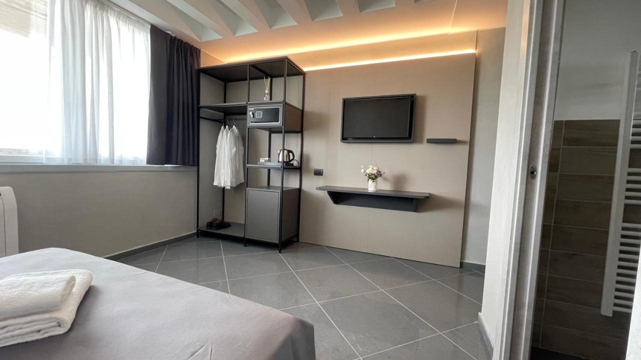 Hotel Tranquillo Uptown Lecce Exterior foto